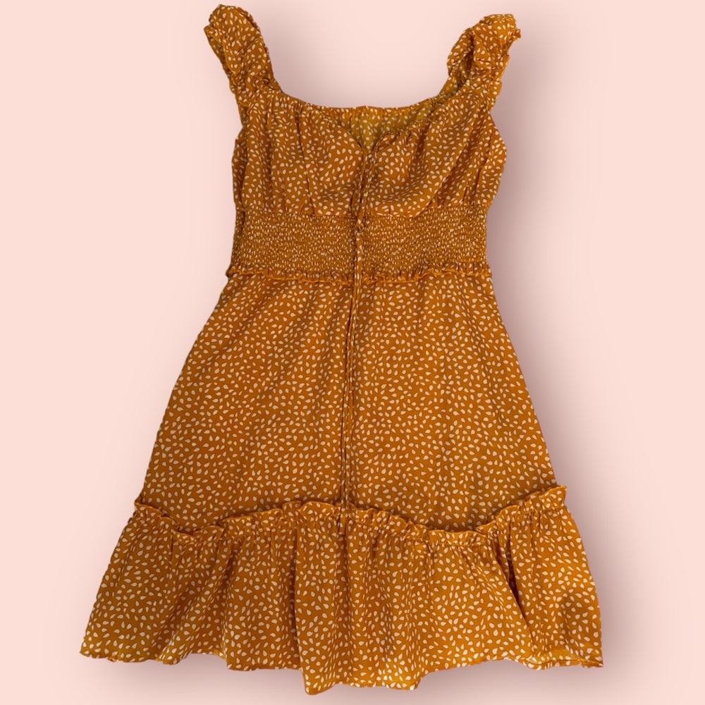 Yellow Dress - Picture 2 of 10